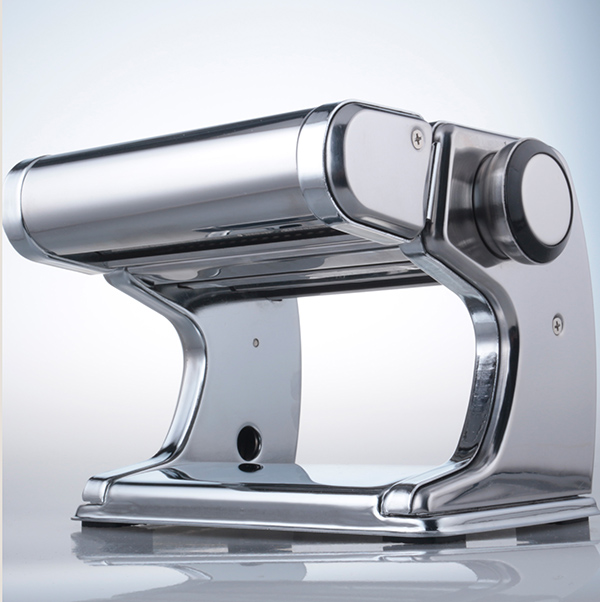 Single knife pasta machine